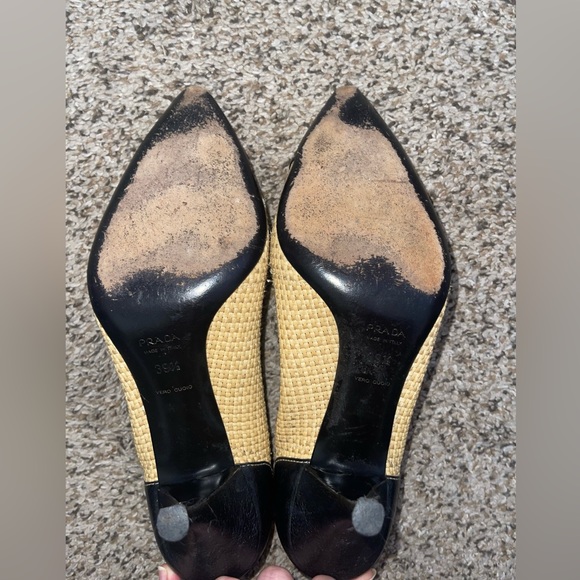 gorgeous PRADA $650
Woven Raffia High Heels Cap Toe Black Leather 39.5 - Picture 7 of 7